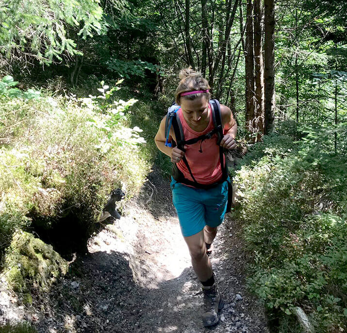 Ein Trail im Mairatal, in der italienischen Provinz Cuneo Ein Trail im Mairatal, in der italienischen Provinz Cuneo