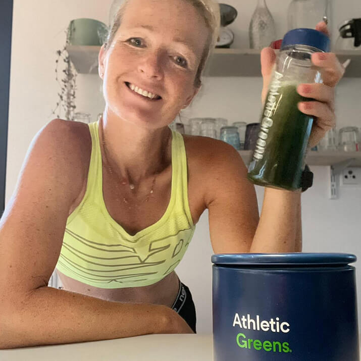 NWenke Kujala testet Produkte von Athletic Greens. Wenke Kujala testet Produkte von Athletic Greens.