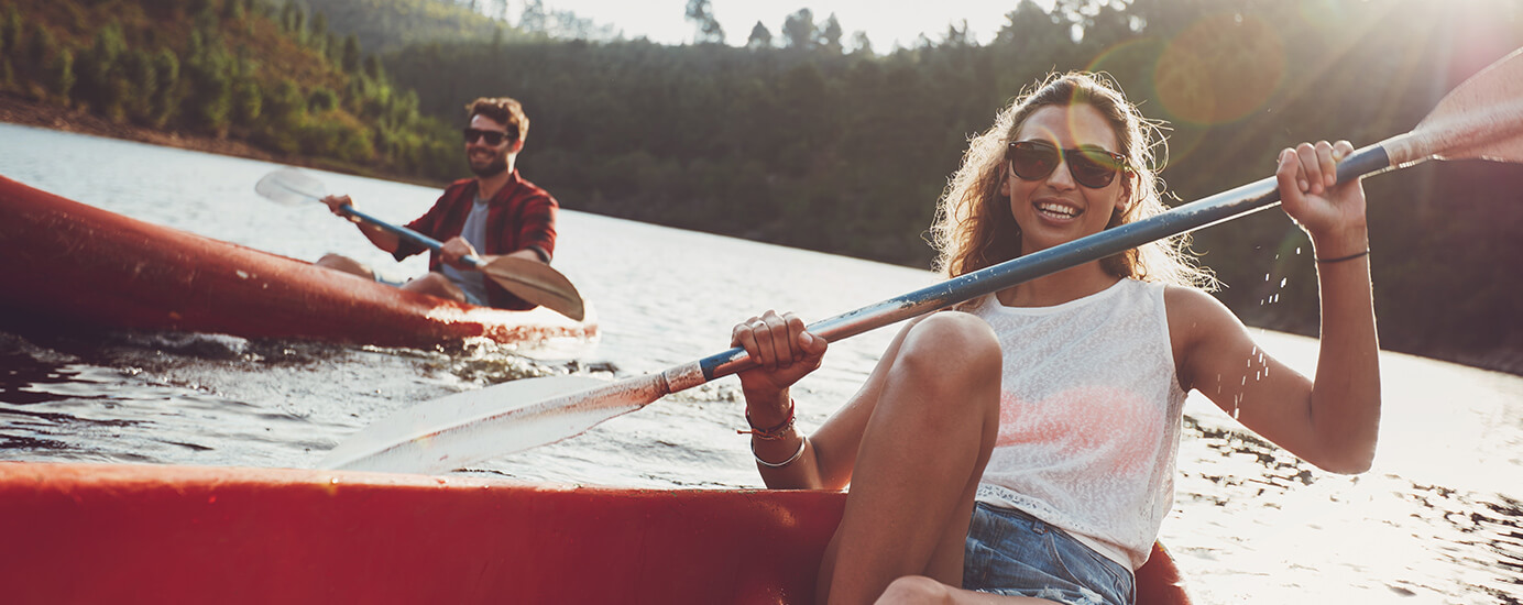 7 Wassersportarten, die du diesen Sommer ausprobieren solltest 7 Wassersportarten, die du diesen Sommer ausprobieren solltest