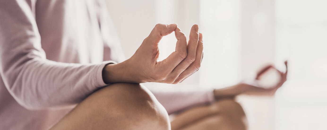 Wie dir Yoga Energie geben kann – und das nicht nur im Training Wie dir Yoga Energie geben kann – und das nicht nur im Training